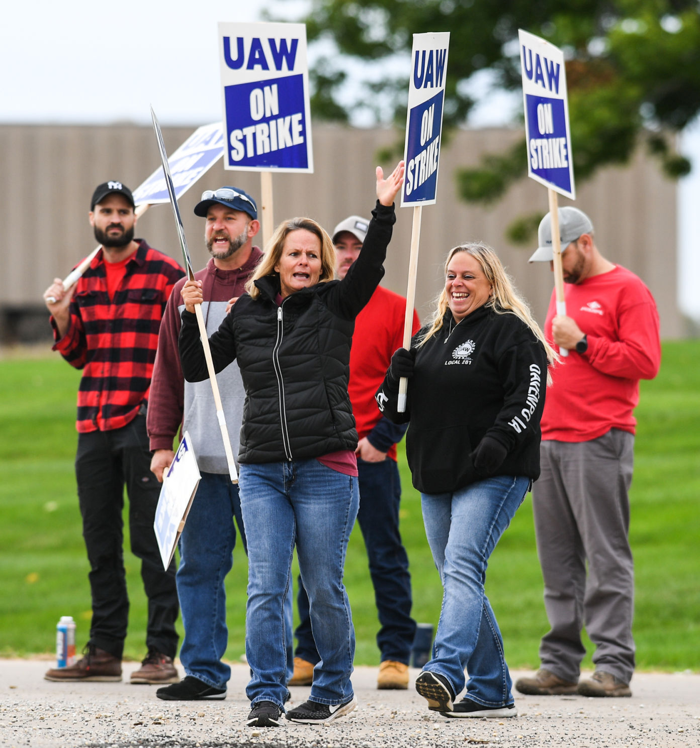 101321-qc-nws-deerestrike-026